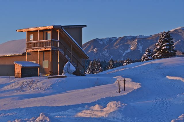 bunkhouse-and-sunrise - 3R Ranch Outfitters